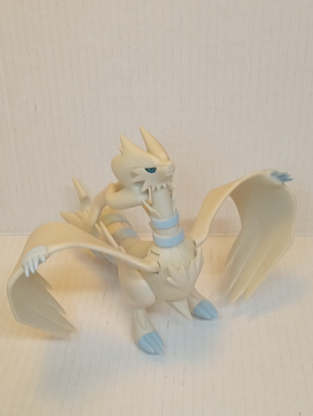 2011 RESHIRAM POKEMON CO. JAKKS, NINTENDO ACTION FIGURE 6" Tall approx 6" Long